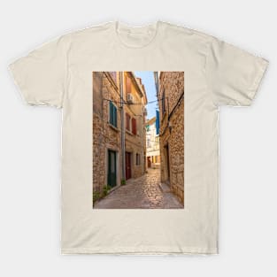 Back Street in Rovinj Old Town, Croatia T-Shirt